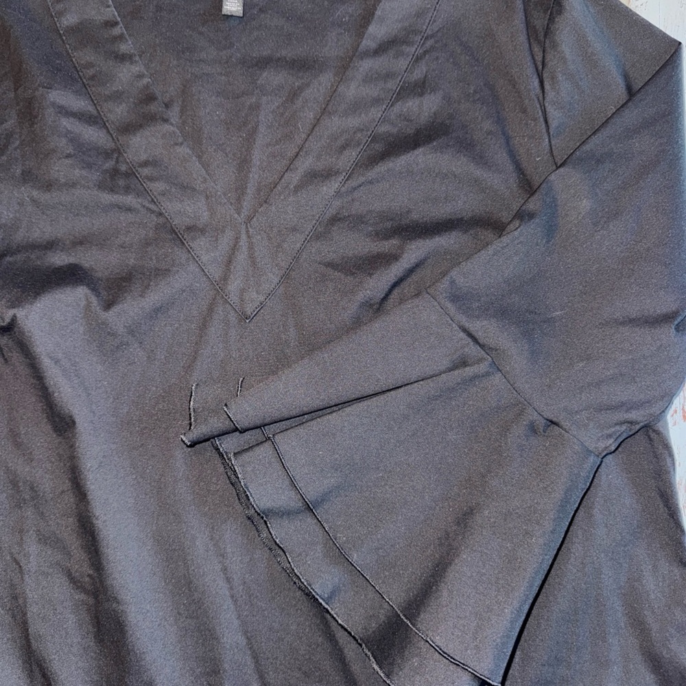 White House‎ Black Market Blouse Womens 12 Long Sleeve Ruffle Bell Sleeve Top